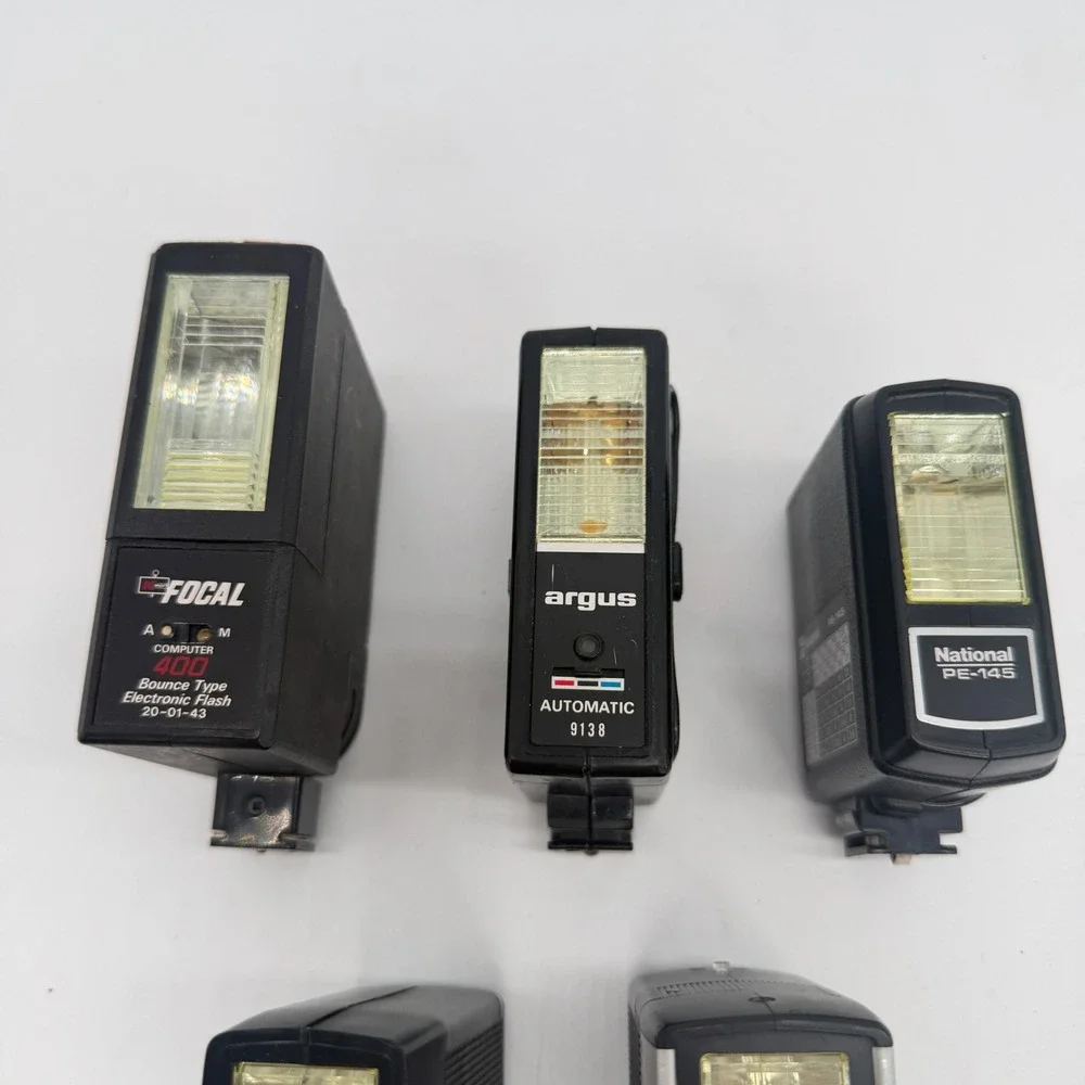 Vintage Camera Flash Lot Focal 400 Argus 9138 National PE-145 Vivitar Untested
